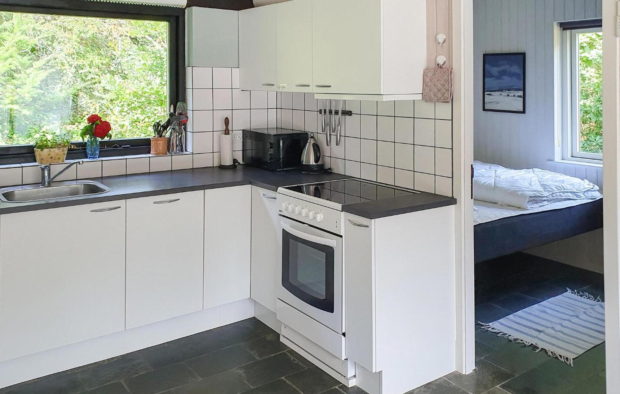 3 Bedroom Awesome Home In Neksø Dış mekan fotoğraf